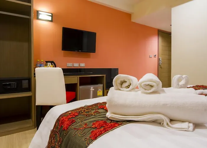 Eleven Avenue 3*
