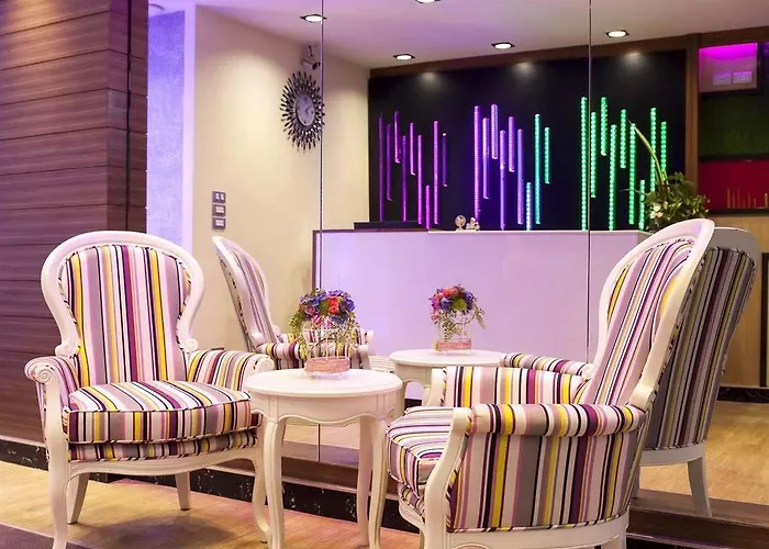 Eleven Avenue Hotel 3*