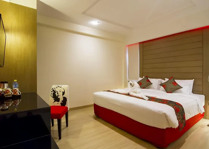 Eleven Avenue Hotel